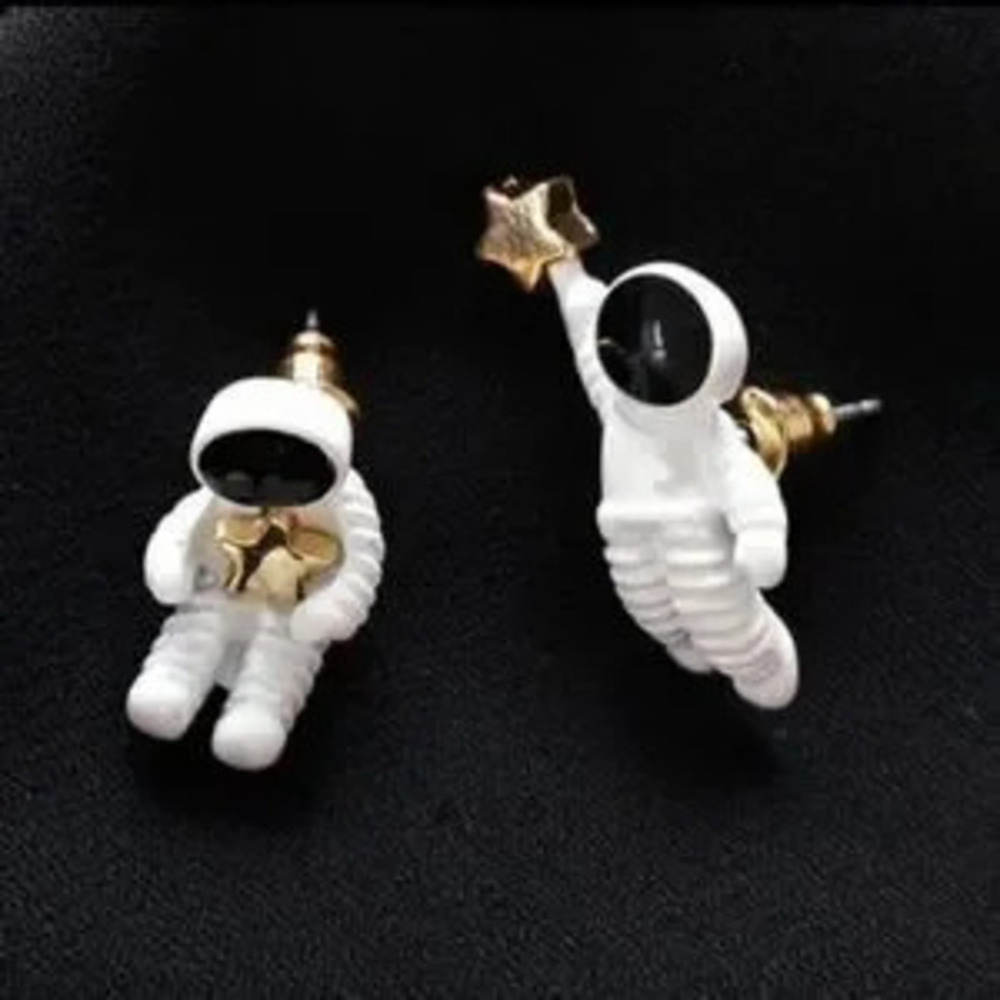 Astronauts?Earrings Cosmonaut Small Stud